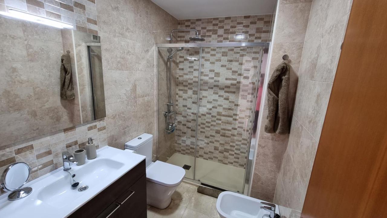 Atico Con Terraza Y 2 Habitaciones En Casco Antiguo بينايدورم المظهر الخارجي الصورة